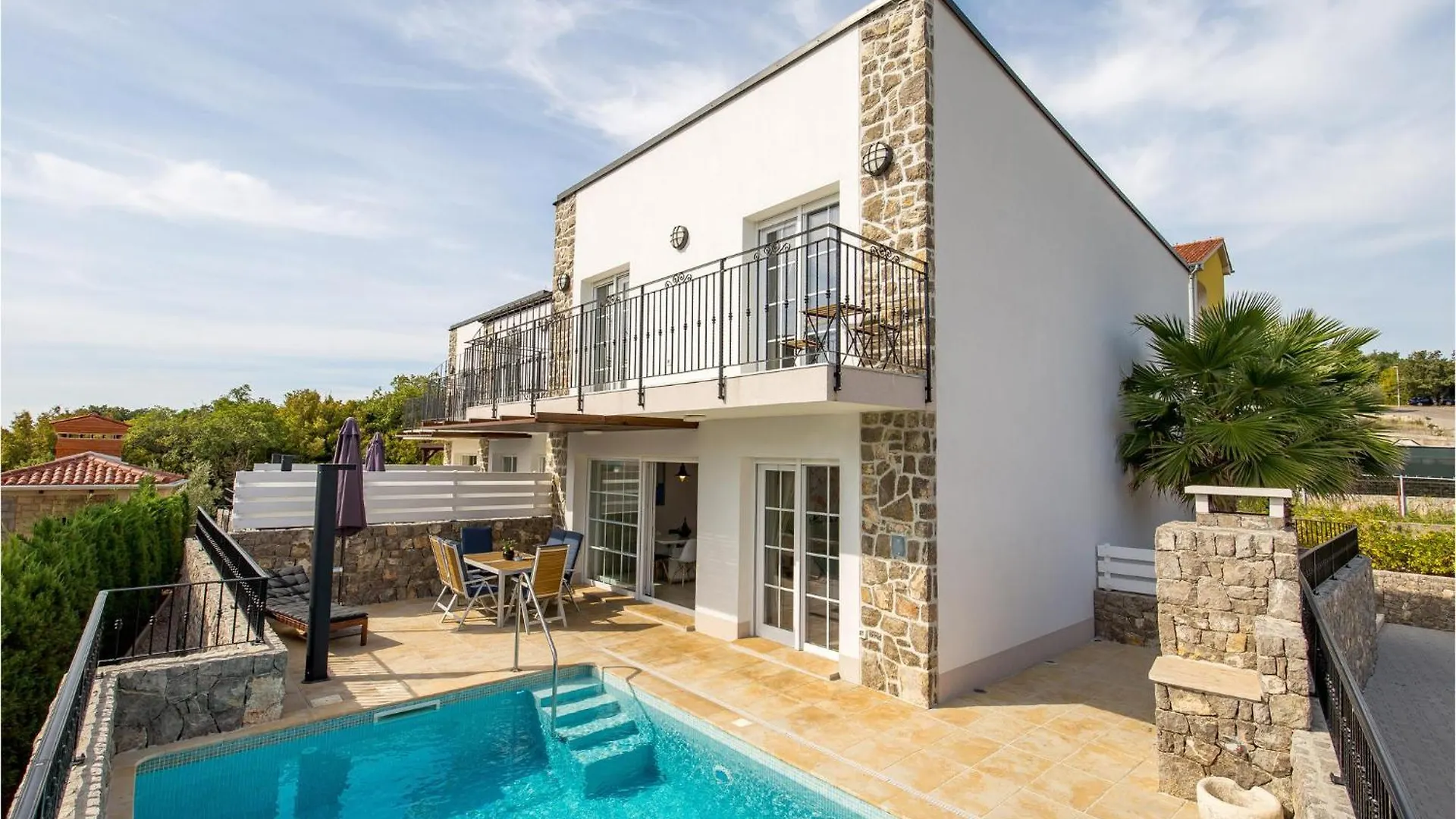 Lovely Home In Kornic With Kitchen contacts